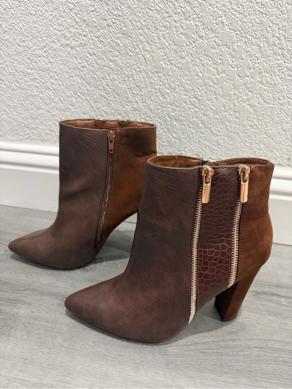 Shoe Dazzle Two-Tone Brown Pointed Ankle Booties with Gold Zippers